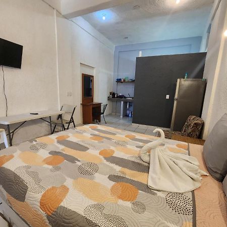 Small Studio Apt 5Min To Dt! 锡瓦塔塔内霍 外观 照片