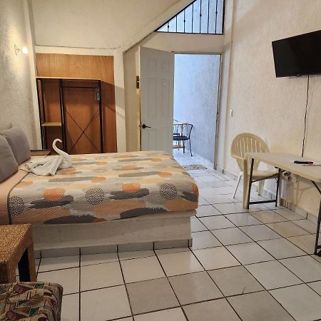 Small Studio Apt 5Min To Dt! 锡瓦塔塔内霍 外观 照片